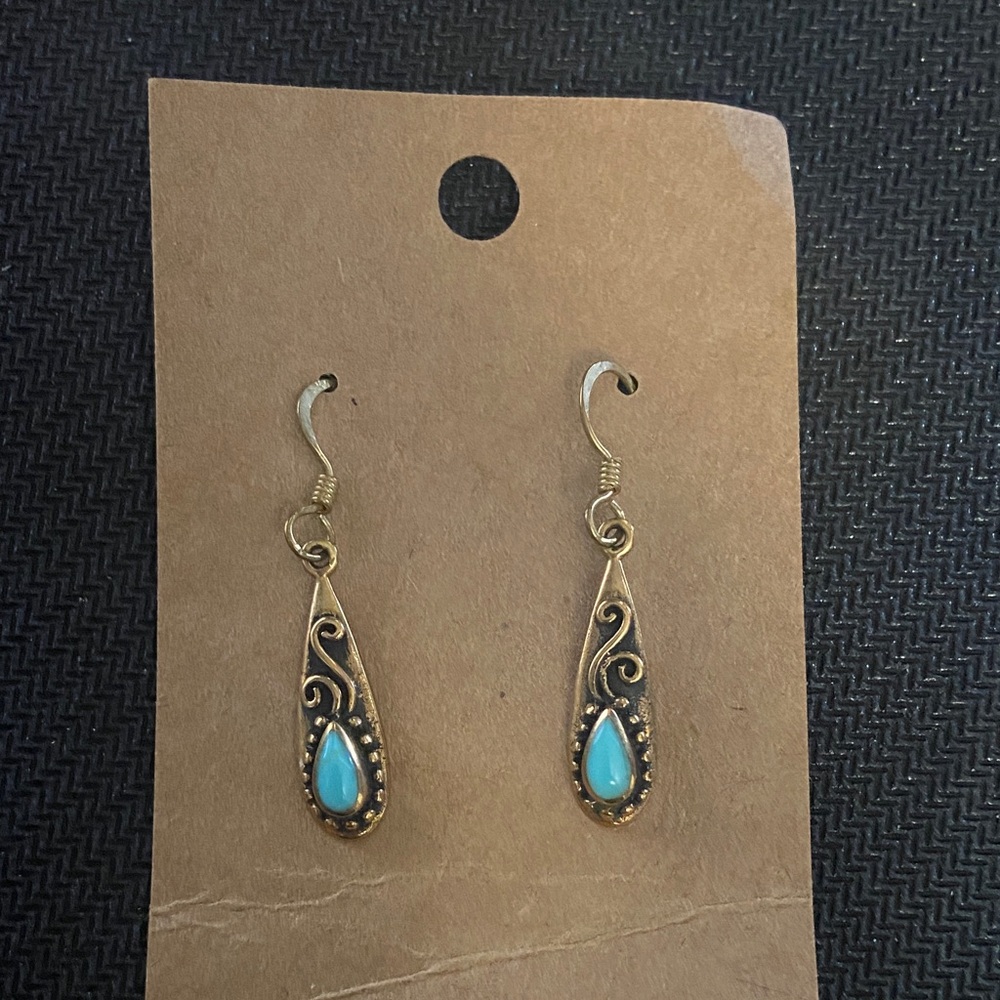 Elegant Gold and Turquoise Drop Earrings